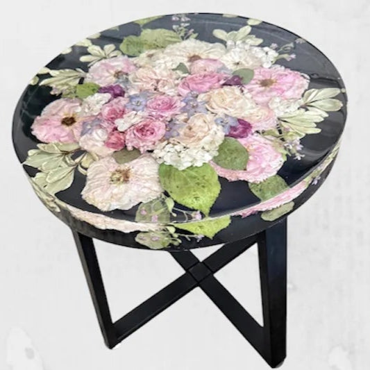 Resin Side Table (18in)