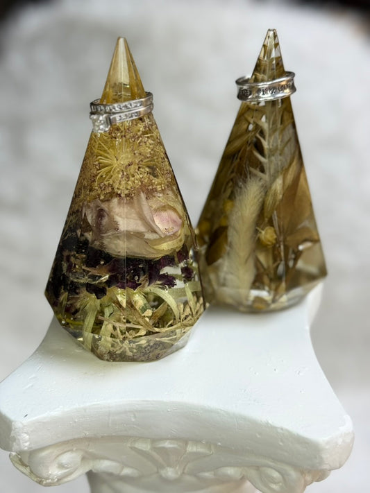 Resin Ring Holder